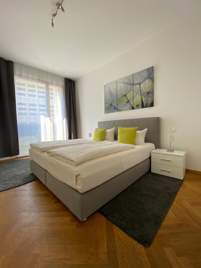 grosszügiges Apartment mit Blick zur Frauenkirche Dresden Exterior foto